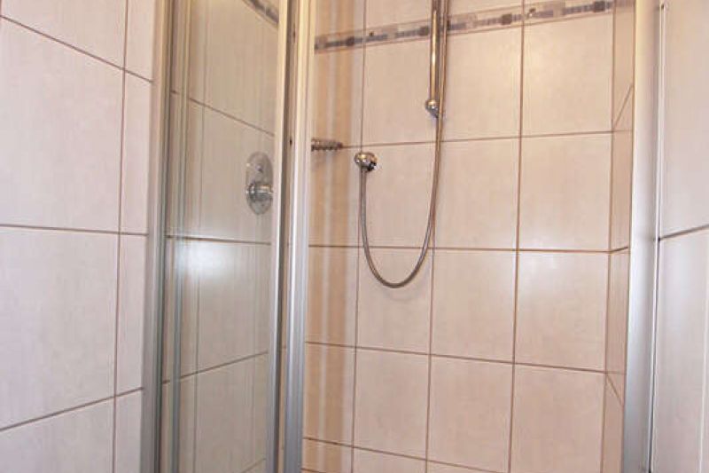 Dusche im Appartement 1 im Apart Miramonte